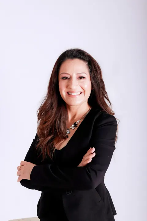 Lindsay Benavides, REALTOR® with Keller Williams Realty Centres in Barrie, Ontario